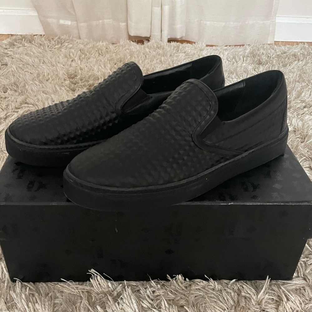 100% Authentic Mens MCM Slip On
